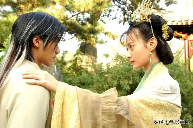 小鱼儿和花无缺还有其它演员照片,小鱼儿与花无缺今昔对比