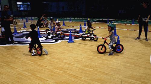 不重视孩子教育的家庭后果,平衡感不足对孩子有什么影响