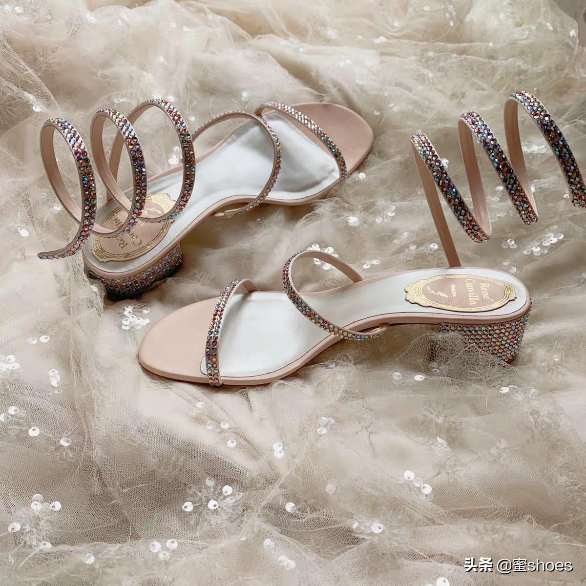 renecaovilla凉鞋仿品,renecaovilla蛇形水钻凉鞋