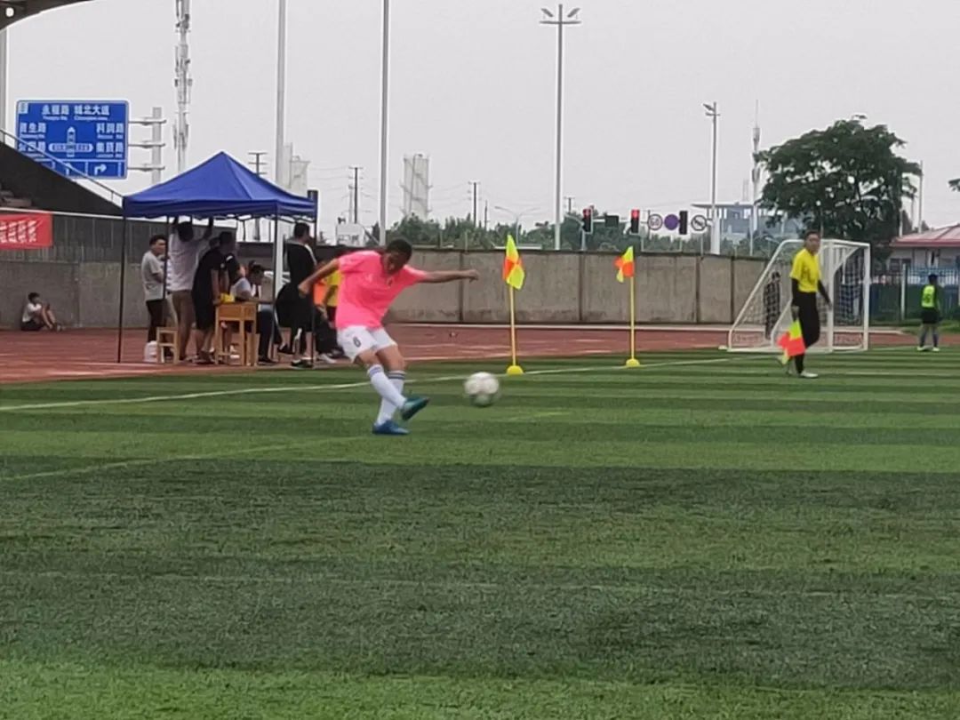 海门校园足球代表队在2020年南通市青少年校园足球联赛中获佳绩