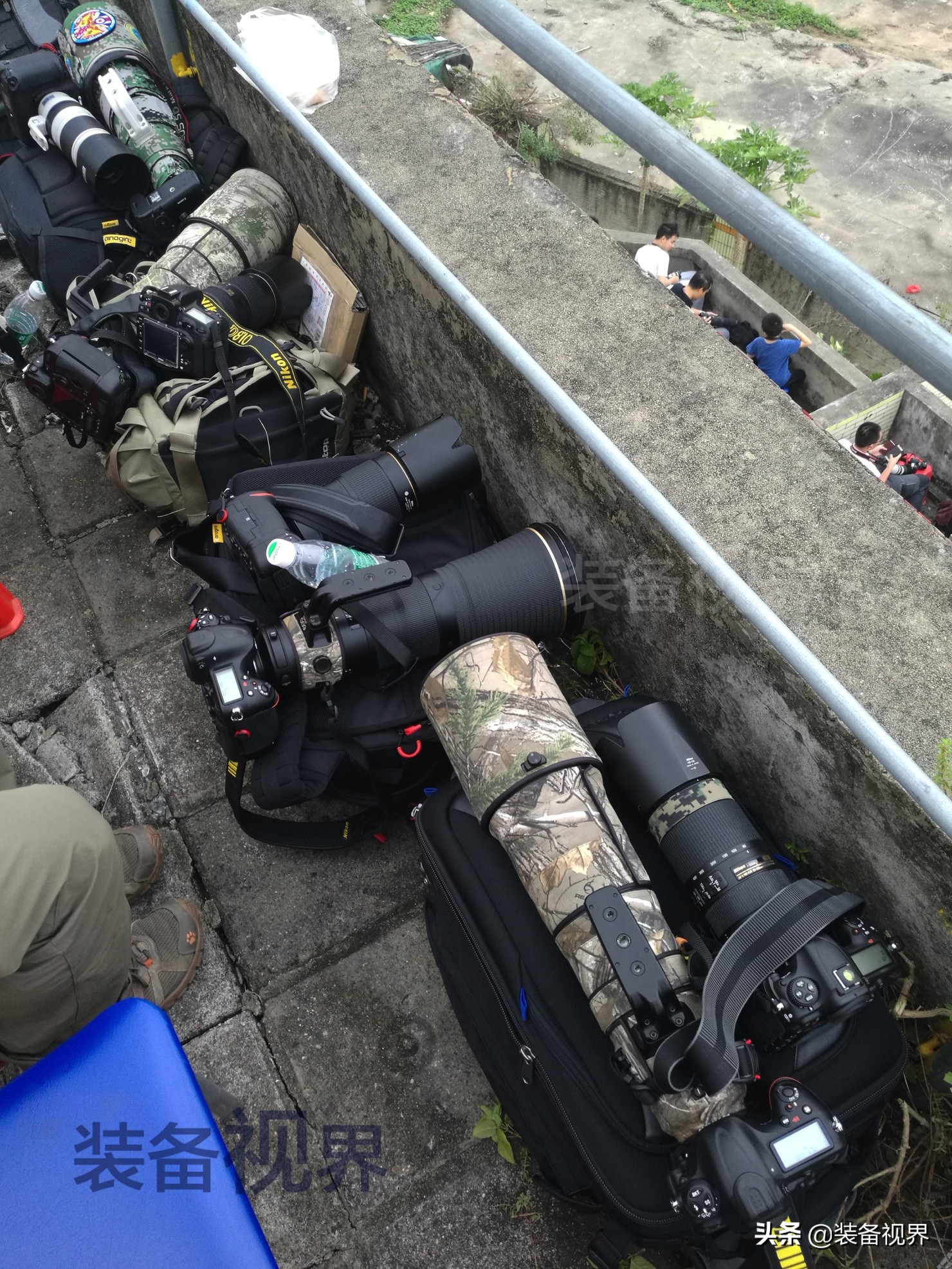 拍战斗机一般用什么镜头,军迷拍战机时的设备