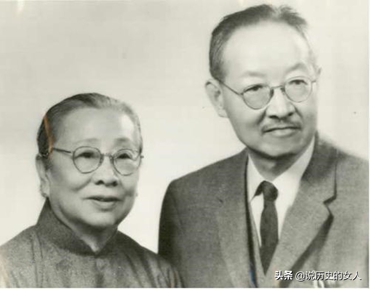 她穿男装起男名批孔子骂老师气父亲后嫁民国大师相濡以沫60年