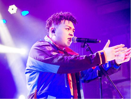 艾福杰尼牛仔褂穿搭,艾福杰尼穿搭裤子