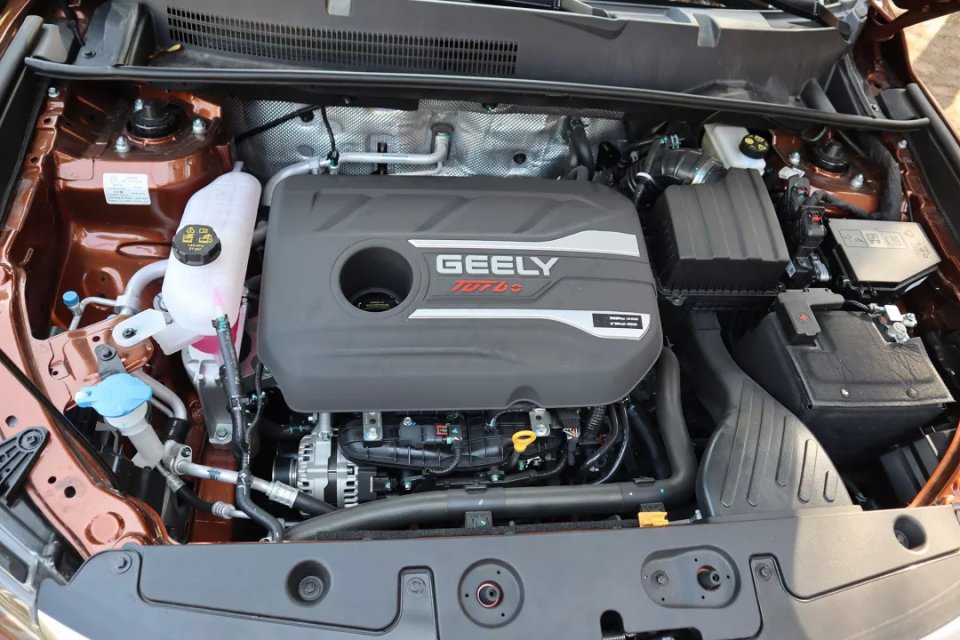 吉利远景x6最新款手动真实测试,吉利远景X6试驾