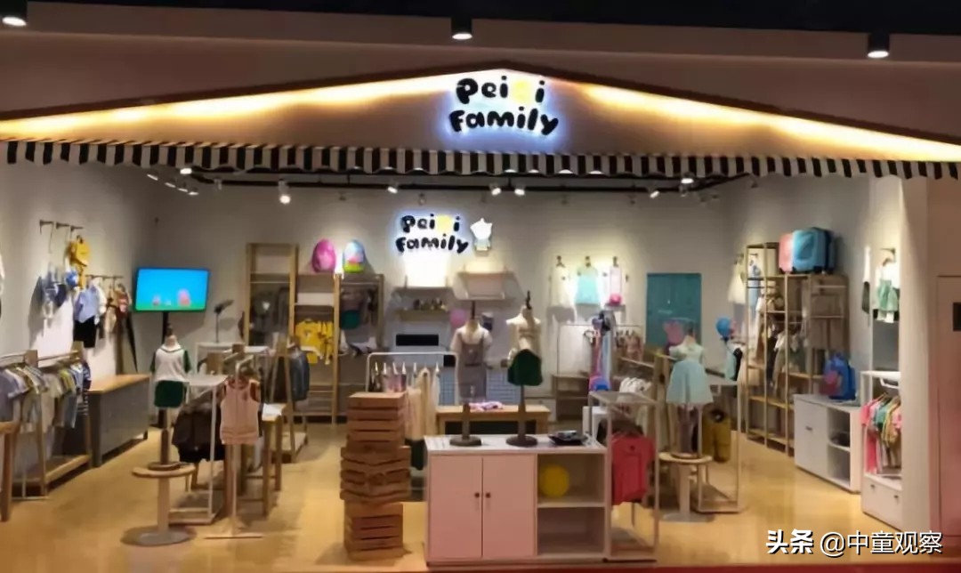 女童洋气浅色系秋款童装陈列图片,青少年男童装12到15岁陈列搭配