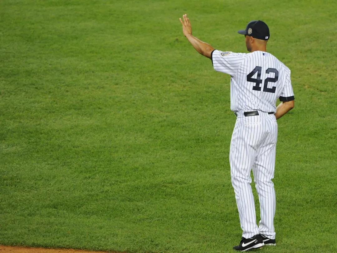 两个42和两个8,你知道这些退役号码的故事吗?