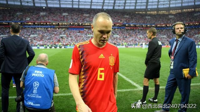 天下足球世界杯纪录片英雄史诗,2018青春凯旋纪录片