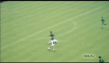 克鲁伊夫c罗盘带,足球教练克鲁伊夫盘带训练