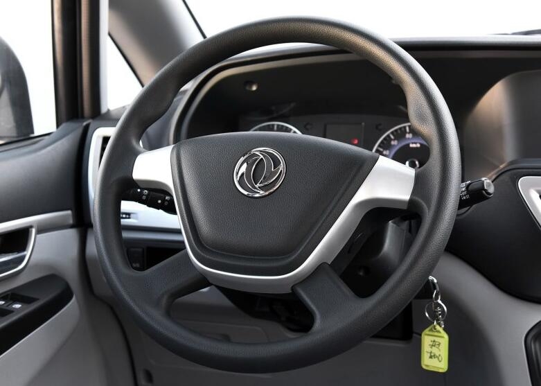 日产mpv为什么不引进,日产mpv低趴