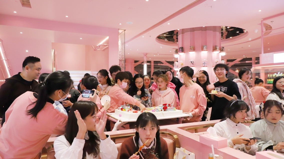 中国“火锅天团”走进江西海昏侯国，寻根汉代火锅文化之源