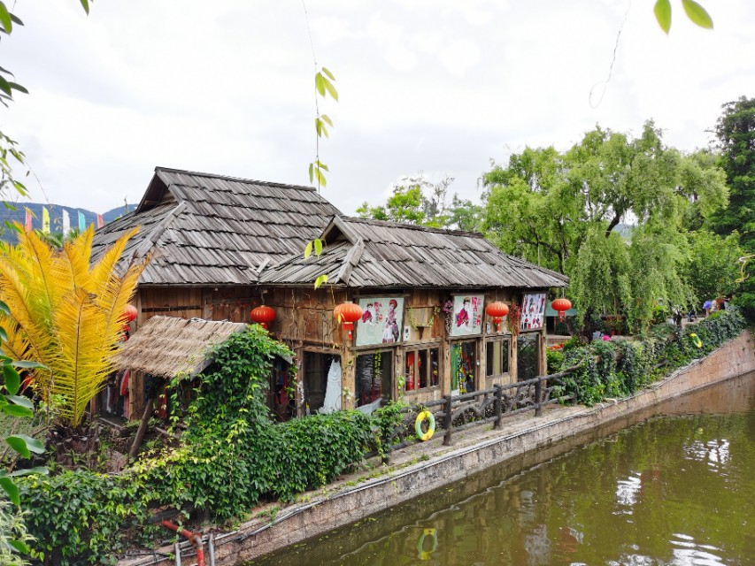 丽江千古情景位置,丽江千古情景区马帮广场