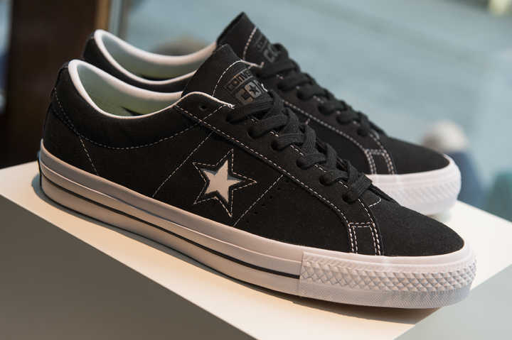 哪双运动鞋最好,哪双运动鞋好看又不贵