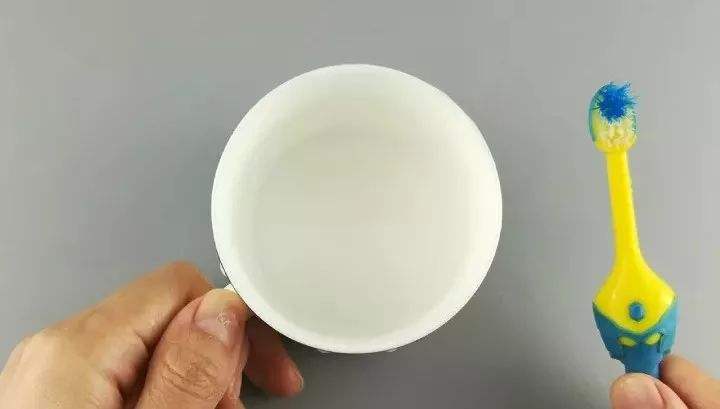 一定要知道牙膏的用处,生活小常识牙膏的妙用