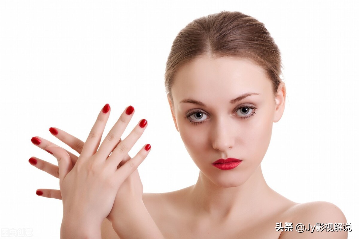 指甲营养油是最后涂的吗,指甲营养油用在哪一步骤