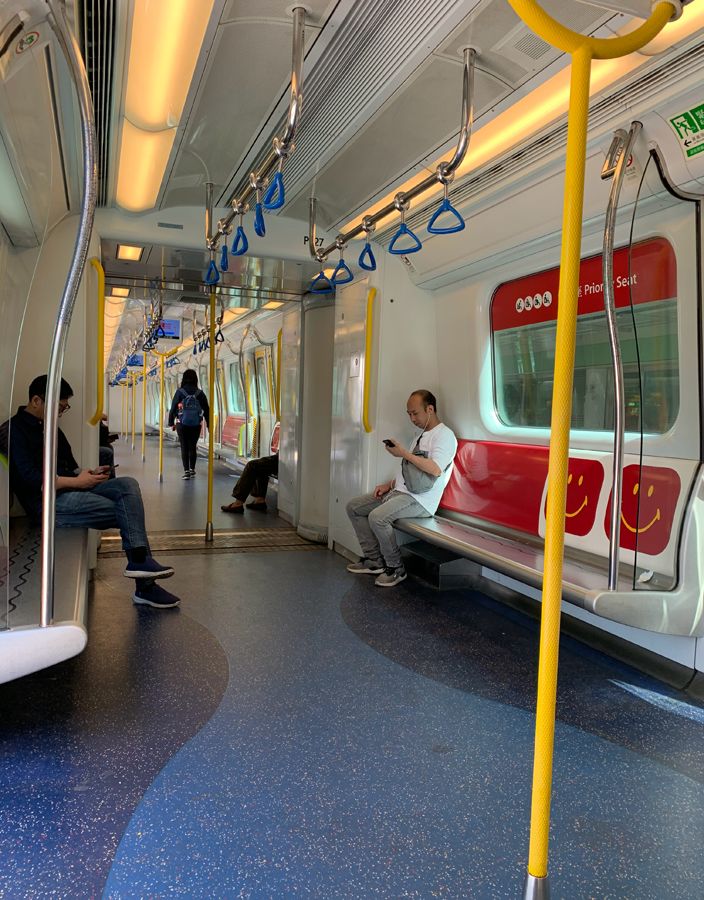 从来没见过如此冷清现场,从没见过如此空荡荡的长沙