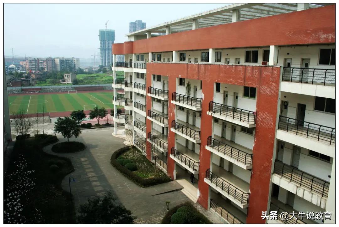 重庆一中高中本部怎么样,重庆一中文科高考排名前50