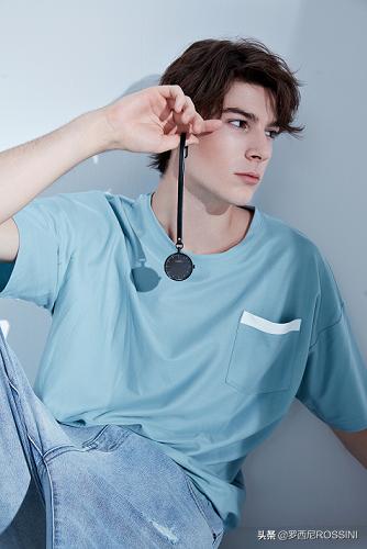 男士手表两千多的价位什么牌子好,哪个牌子的手表经济实惠又好看