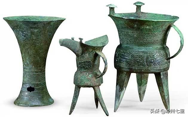 酒池肉林这样穷尽想象力的奢靡，是否是殷商*国亡**的主因？