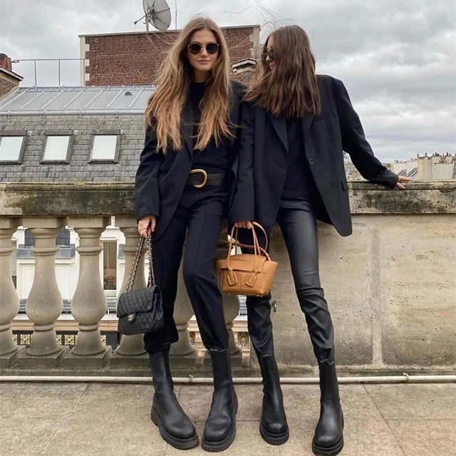 长筒靴和短靴的区别,长筒靴和短靴哪个显高级