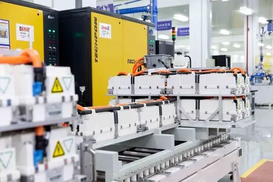 新能源汽车厂探秘,华特磁电厂区