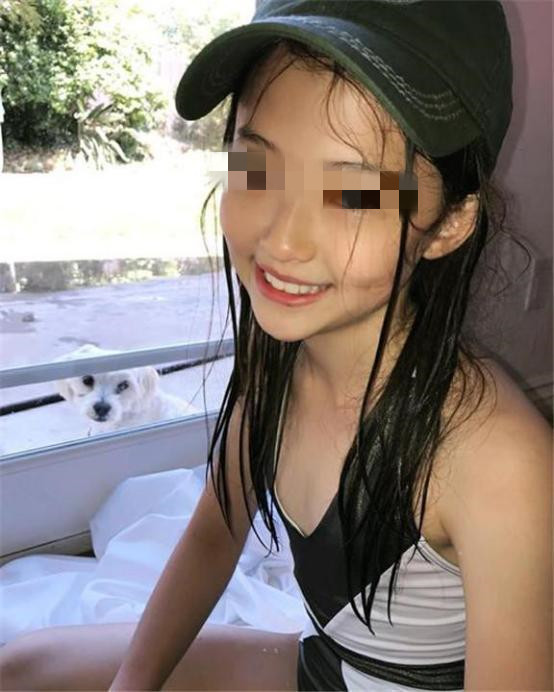 00后女孩在网上晒照片,00后女孩晒照片