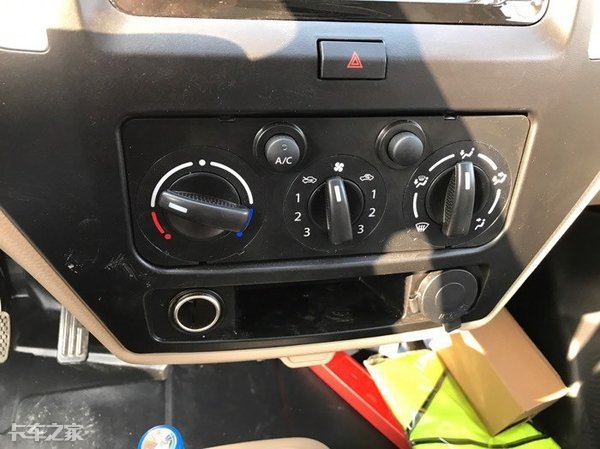 长安新豹t3微卡好还是五菱微卡好,长安新豹t3微卡是什么品牌发动机