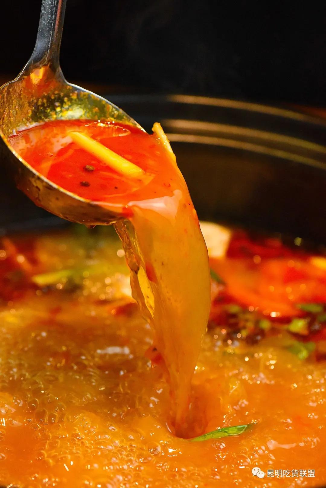 昆明藏在巷子里的酸汤火锅,昆明酸汤火锅