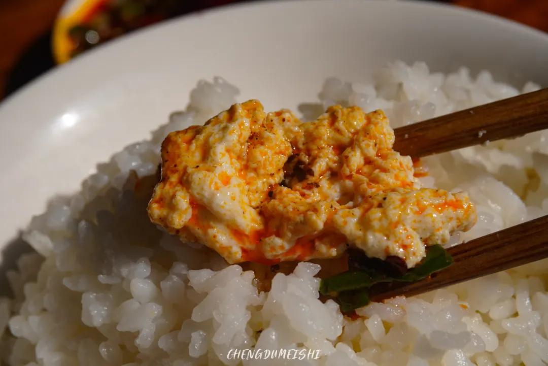 成都闹市区有家苍蝇馆子40平米,成都苍蝇馆子本地人推荐便宜好吃