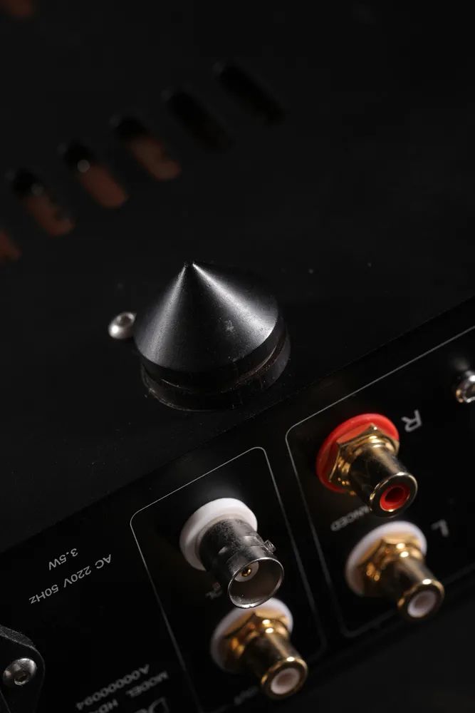 PK五万元CD机，DaudioHD-01无线解码器