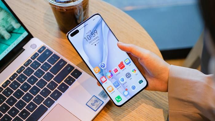 lcd144hz和oled哪个好,长时间看手机选lcd还是oled