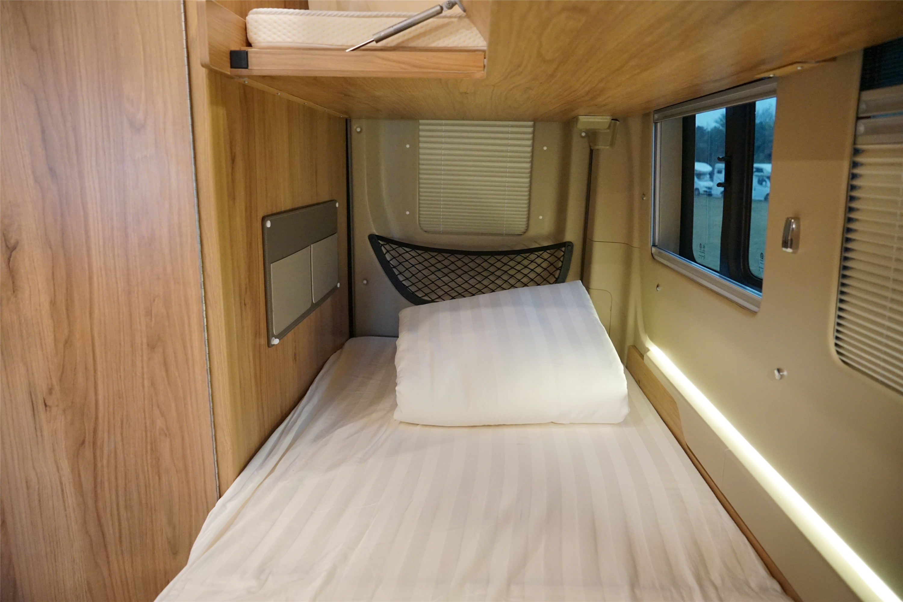 上汽大通maxus旅行家v90房车,房车大全大通v90