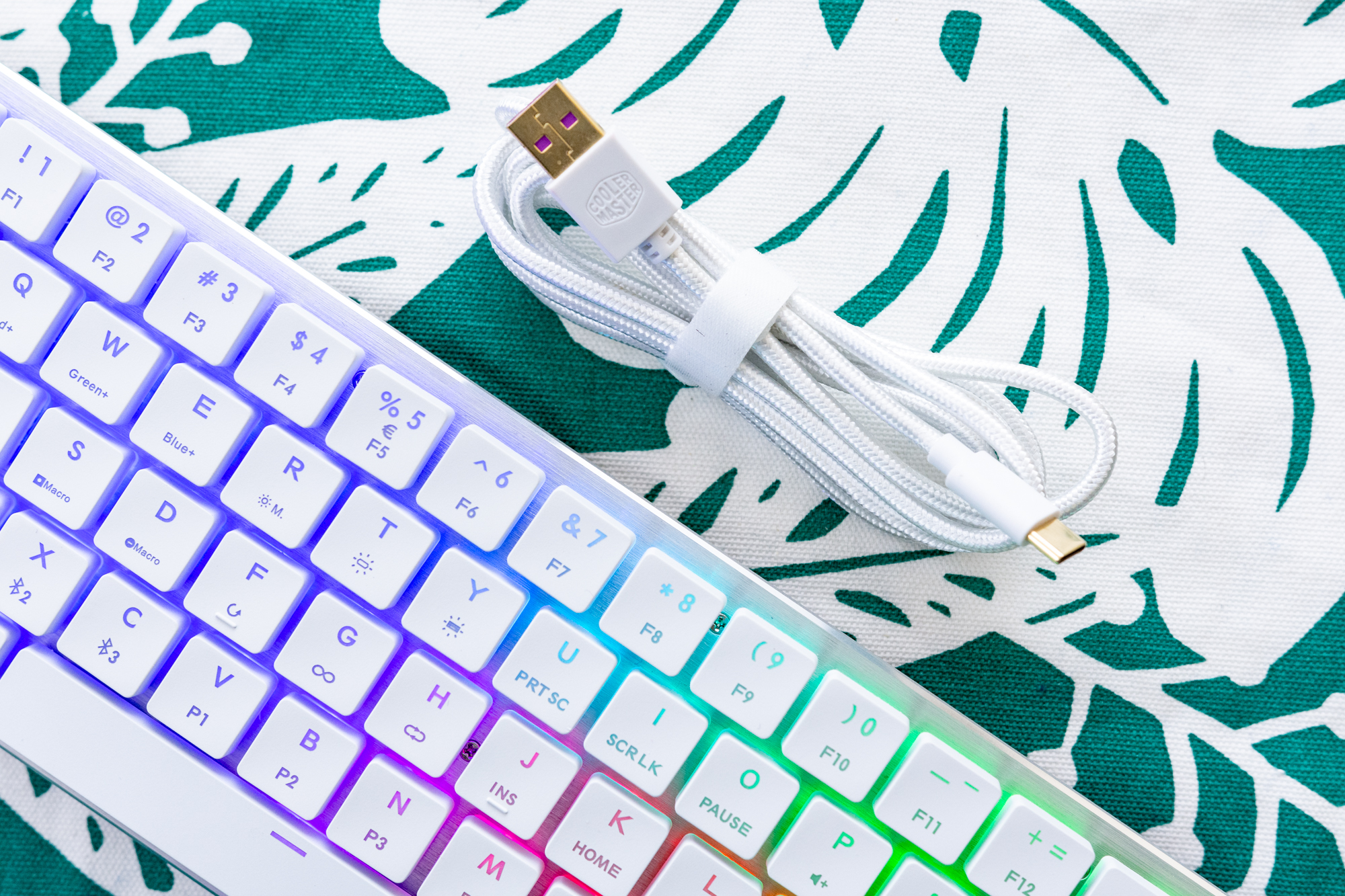 双模互联，极致便携：酷冷至尊SK621矮轴机械键盘体验