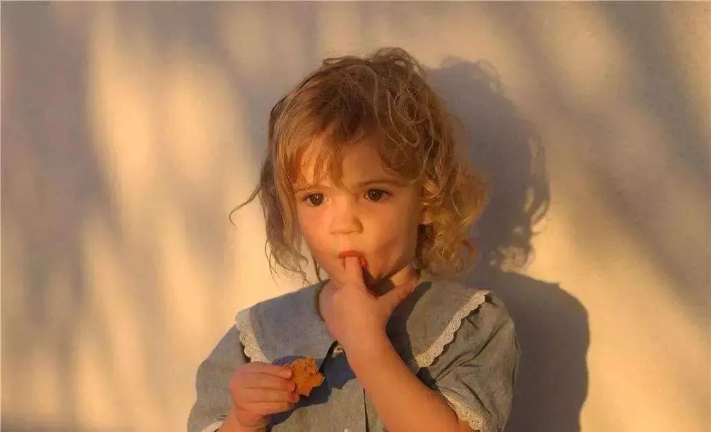 “关关式”讨好，只会被利用：会处理冲突才是正解