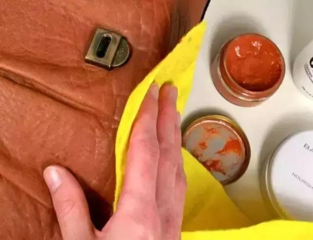 上千元的包包旧了怎么办,几百元的包包最好怎么保养