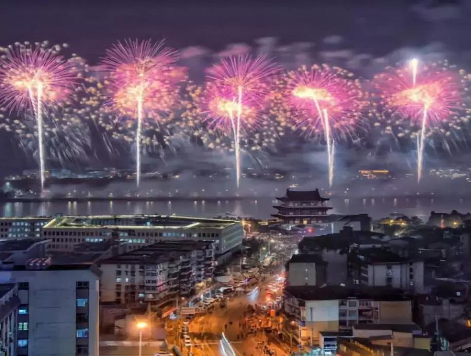 红色之都,红色之都复式楼