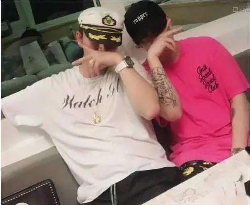 李小璐自曝还未走出目前困境,李小璐最近新爆料