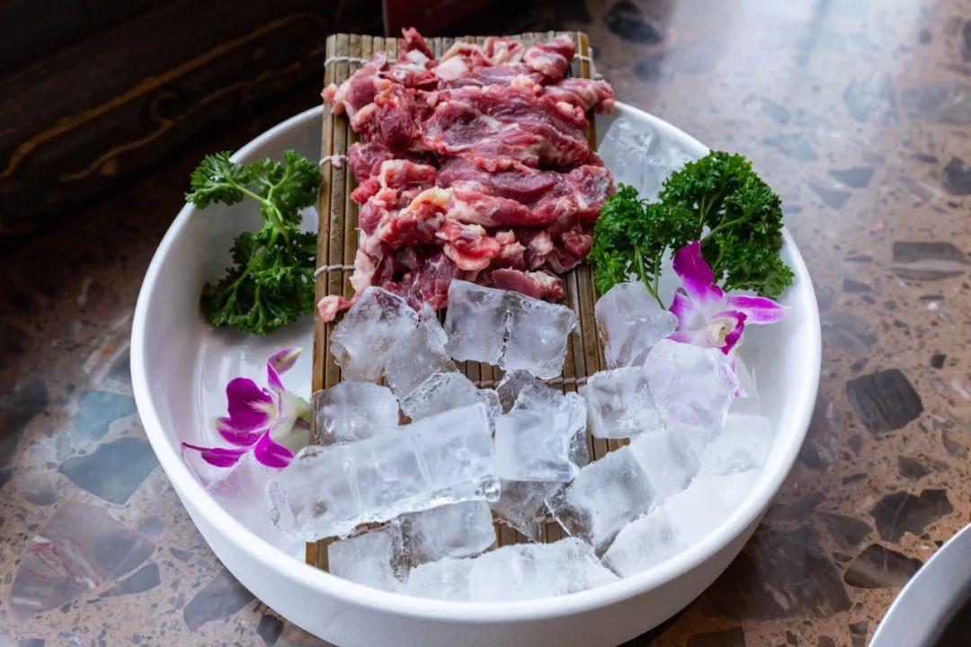 成都美食游最佳攻略,在成都不吃辣应该怎么享受美食