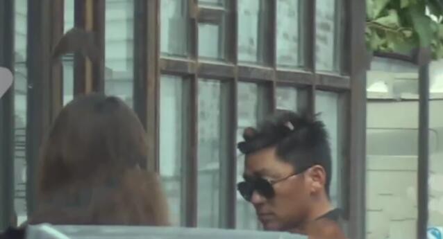 王宝强从草根到巨星的传奇人生,王宝强百亿影帝李晨