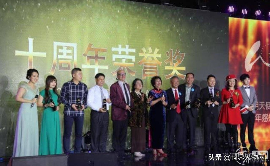 钻石总裁高博：一面商业一面慈善