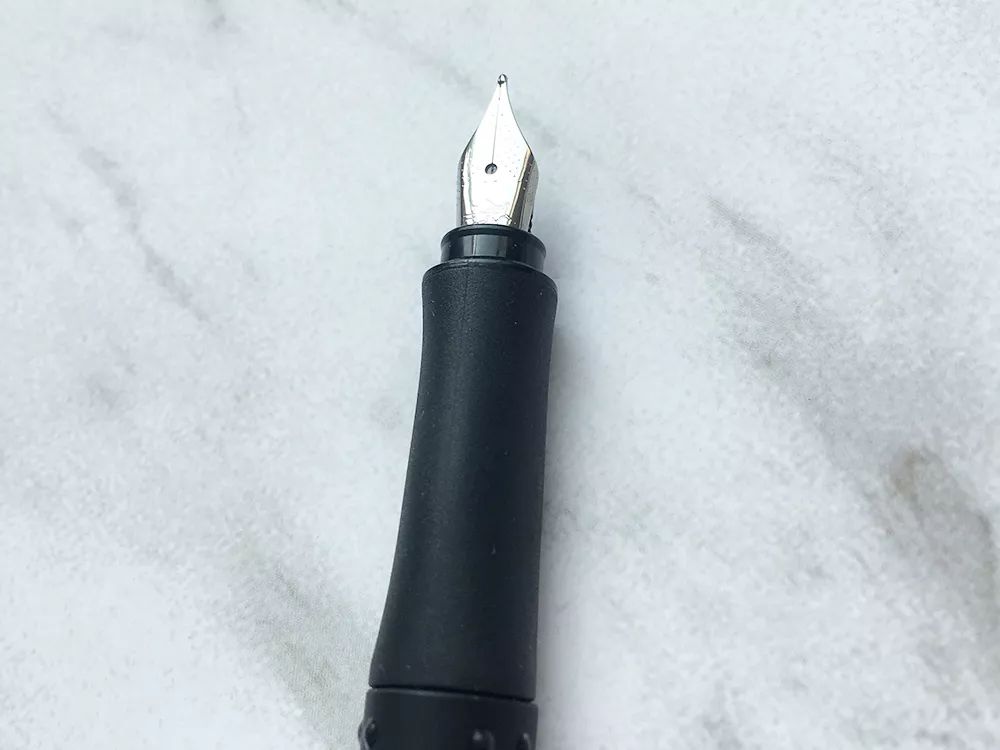 辉柏嘉灵思钢笔测评,辉柏嘉灵思钢笔笔尖是几号