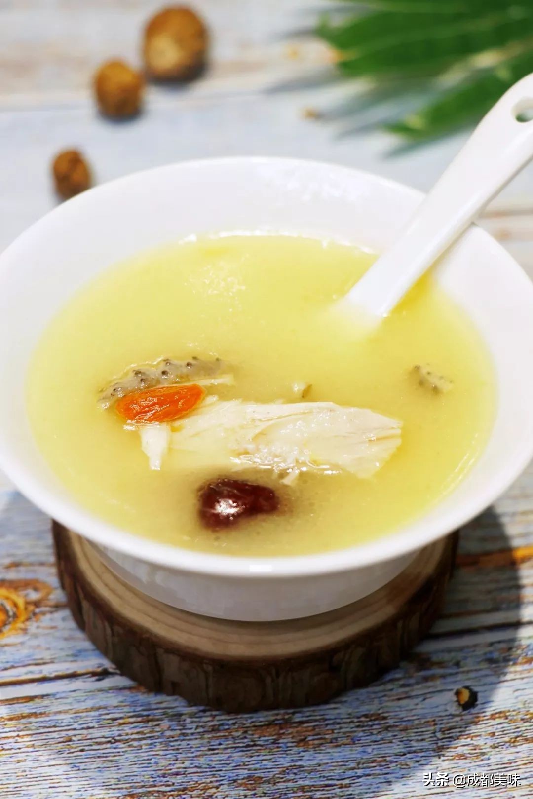 在城市中遇见深山野湖的美味，这家餐厅要将原生态进行到底