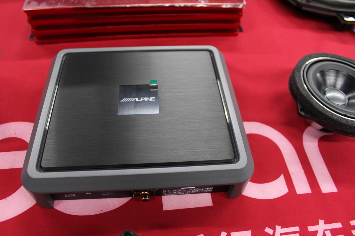 宝马5系专车专用汽车音响,成都宝马525音响改装