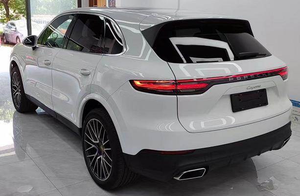 2021保时捷卡宴coupeturbos顶配,简单描述保时捷卡宴的造型和内饰