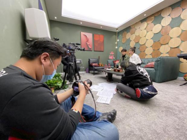 金鹰纪实直播间,金鹰纪实极致生存之道