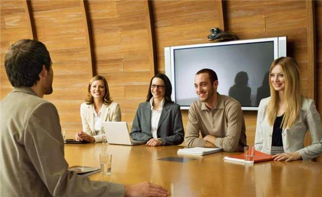 中年要不要放弃外企工作,被外企裁员后还能再找外企工作吗