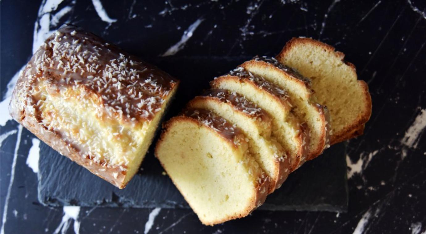 咖啡椰子奶冻蛋糕,椰子奶冻装饰蛋糕