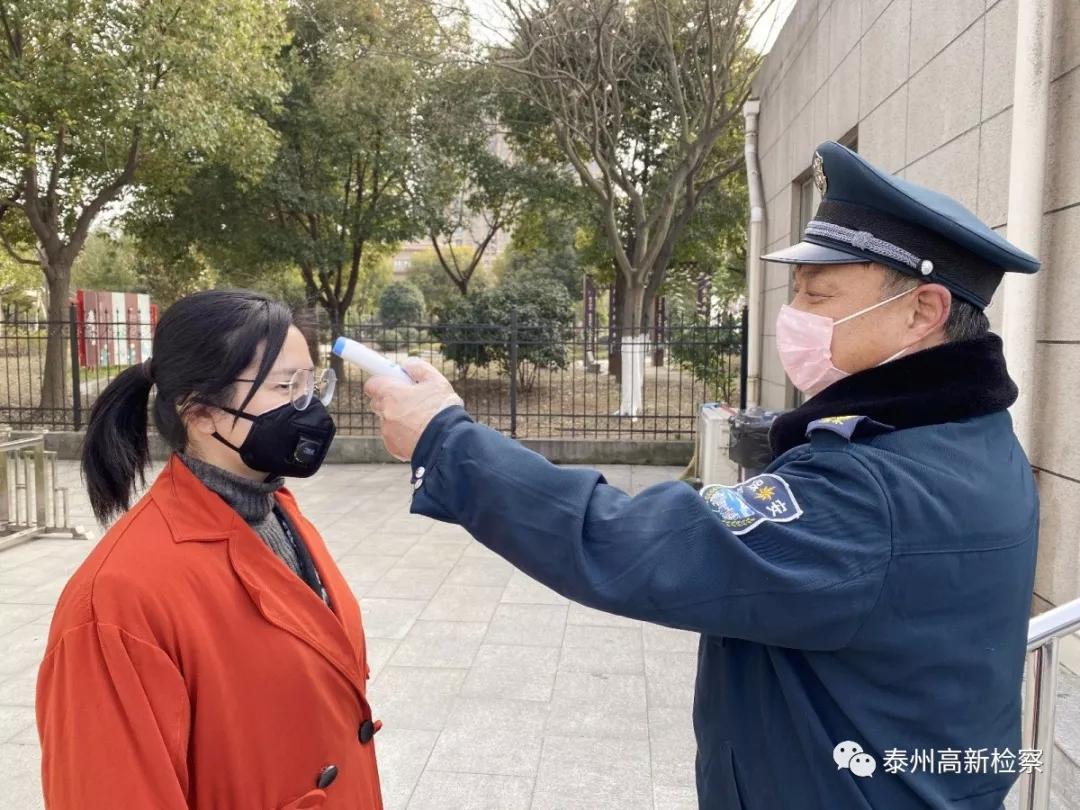 疫情防控故事幼儿完整版,疫线故事平凡的岗位不平凡的坚守