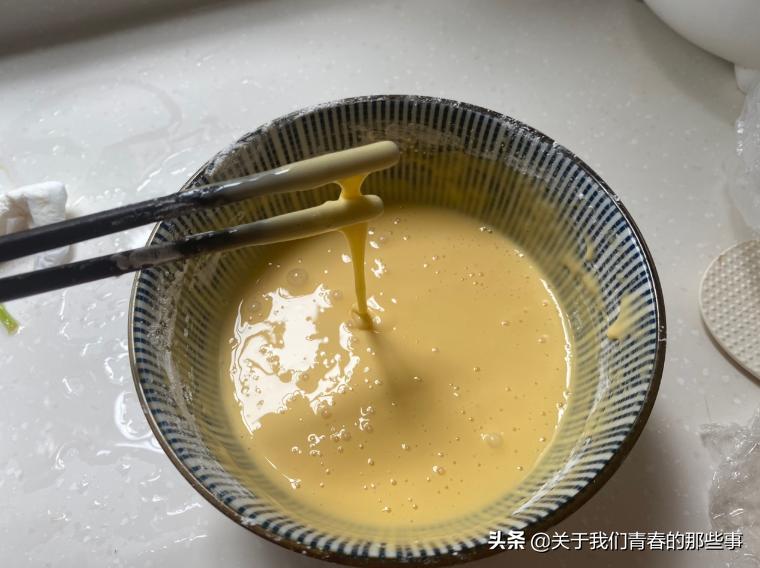 炸酥肉用面粉还是淀粉才酥脆,炸酥肉时裹淀粉好还是面粉好