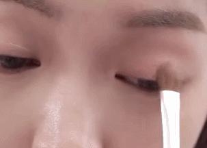 红色眼妆大地色眼影盘怎么用,棕咖啡眼影红棕色眼影哪个好看