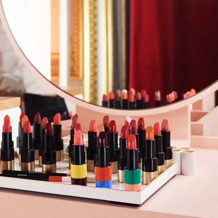 爱马仕口红33号色怎么涂能显白,爱马仕口红李佳琦推荐色